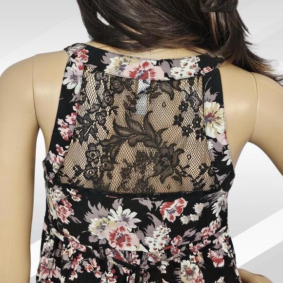 2/$20 Xhilaration Floral Sleeveless Mini Dress with Lace Back Size S - Picture 3 of 6